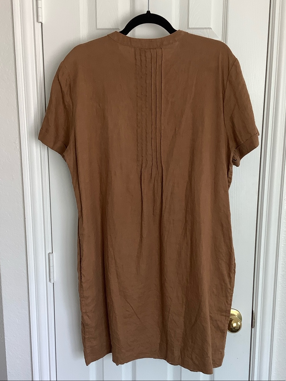 Quince Tan Pintuck Button-Front Short-Sleeve Dress - Picture 2 of 4